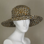 Sunbrero, Flannel Leopard Print, Size Medium