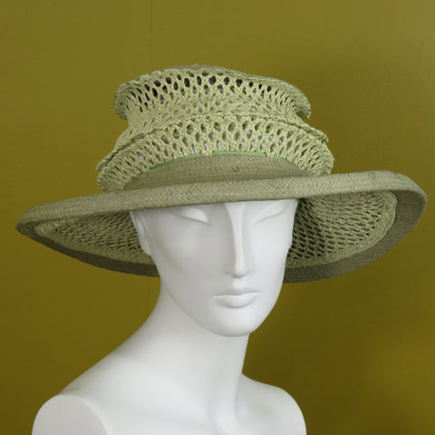 Lido Pop Up, Neutral Colors, Flat Weave Brim and Top