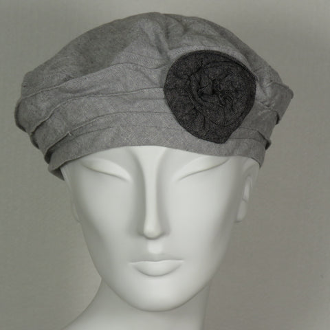 Kabuki Beret, Grey Cotton Linen with Cotton Flower, Size Large