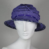 Frizbi, Hyacinth with Fabric Edge